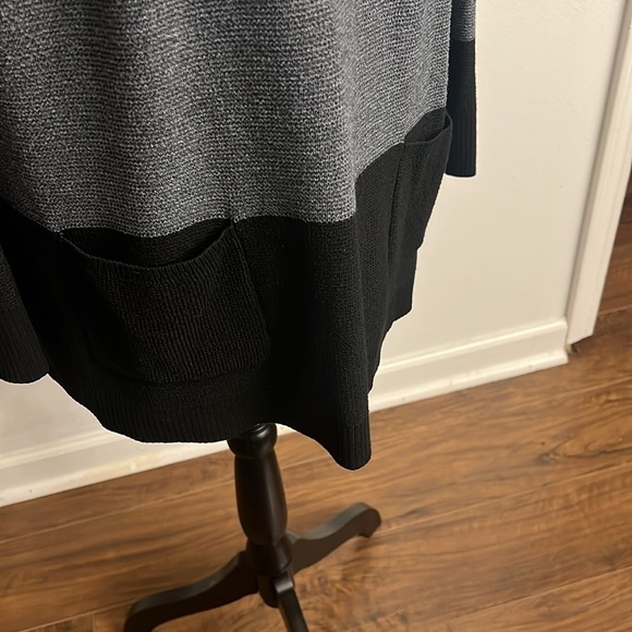 Vince Camuto Plus Size Sweater, Sz. XXL. - Picture 3 of 6